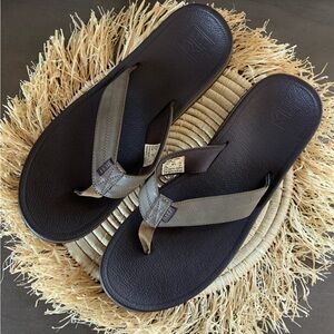 REEF Men’s Cushion Phantom 2.0 Flip Flop Sandals Brown Size 14